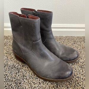 Dansko Women’s Bethanie Waterproof Boot Gray Size 38 EU / 7.5 - 8 US
